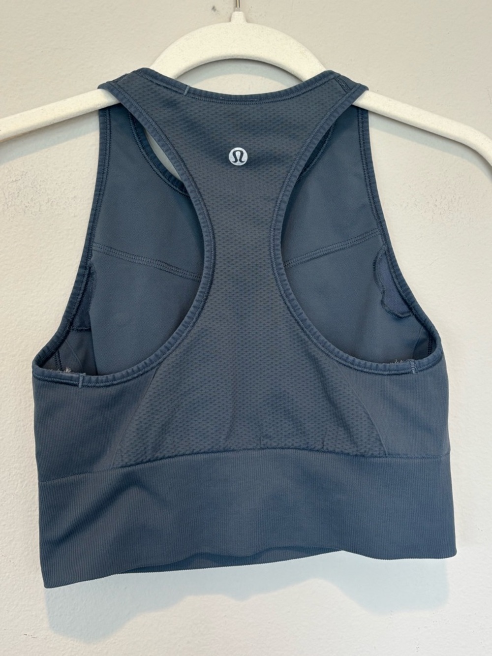 lululemon athletica Slate Blue High-Neck Performance Crop Top - Picture 2 of 4